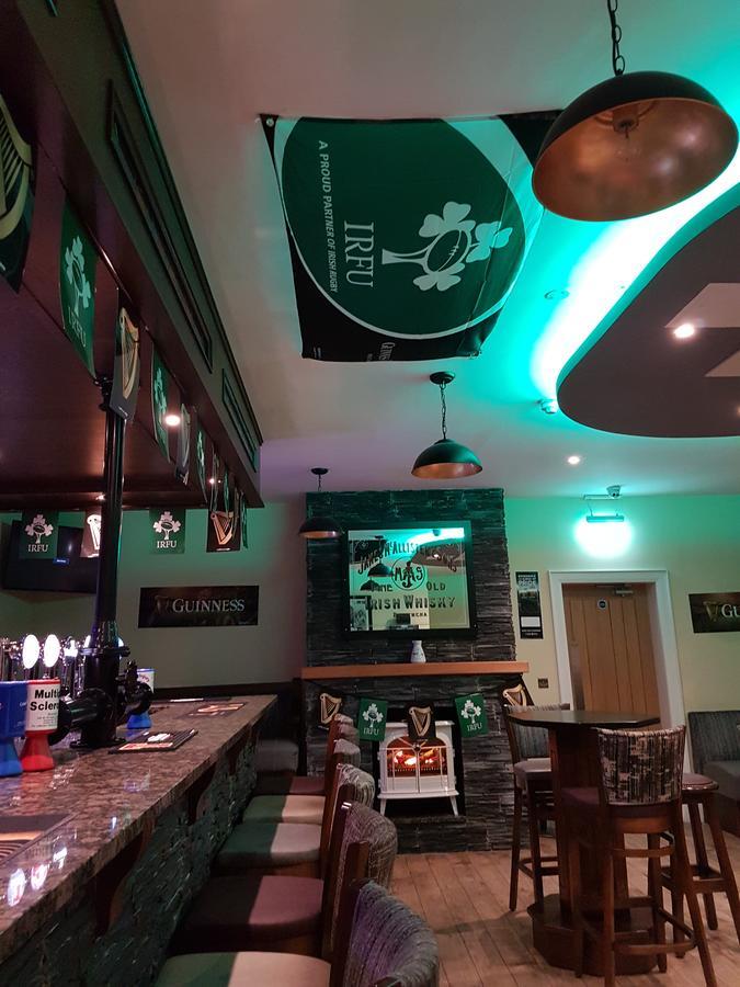 The Armada Inn แบลลีย์มันนี ภายนอก รูปภาพ